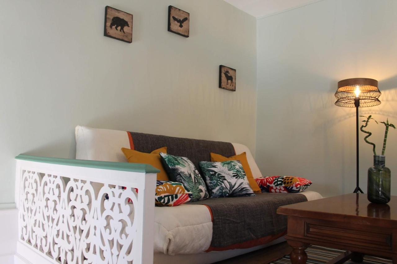 Le Manoir De Cocelle Bed & Breakfast Paris-lʼHôpital Екстериор снимка