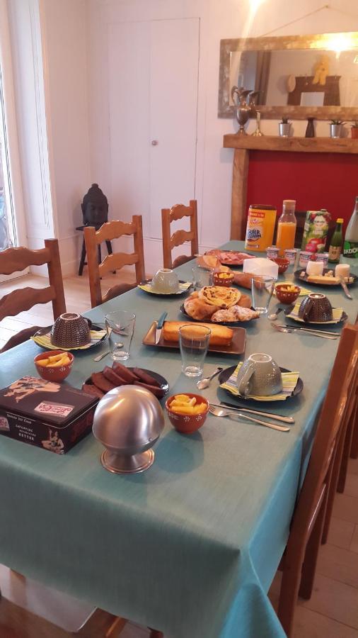Le Manoir De Cocelle Bed & Breakfast Paris-lʼHôpital Екстериор снимка